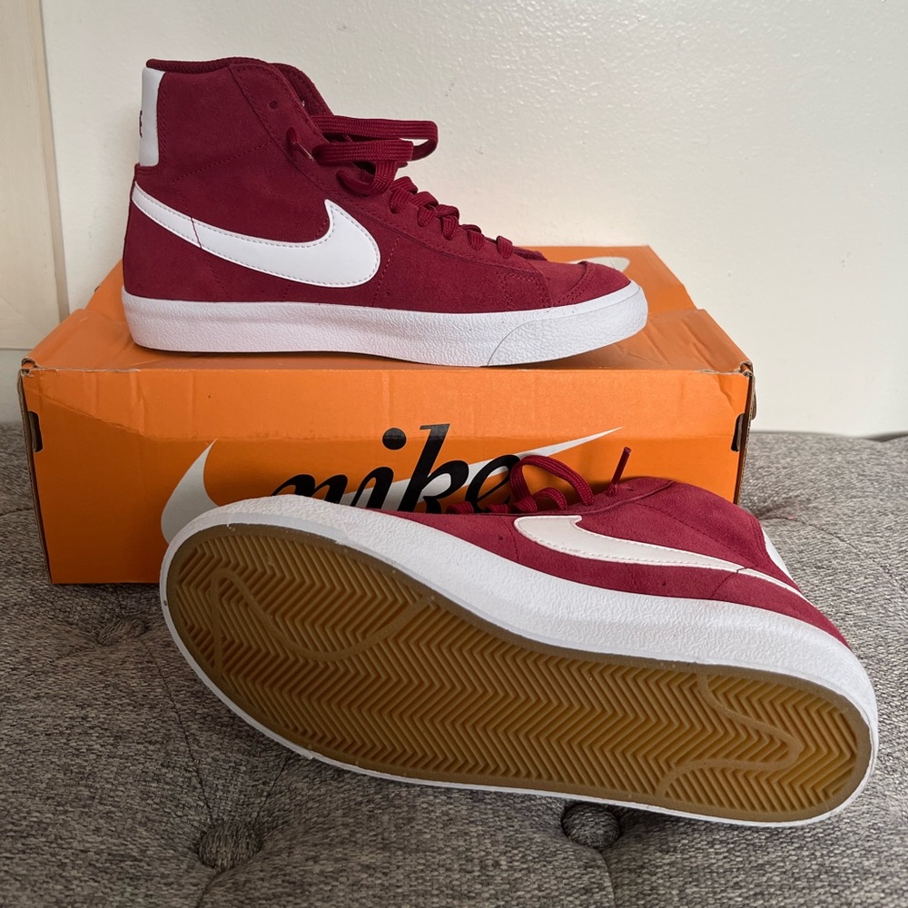 Burgundy 🥀 Blazers